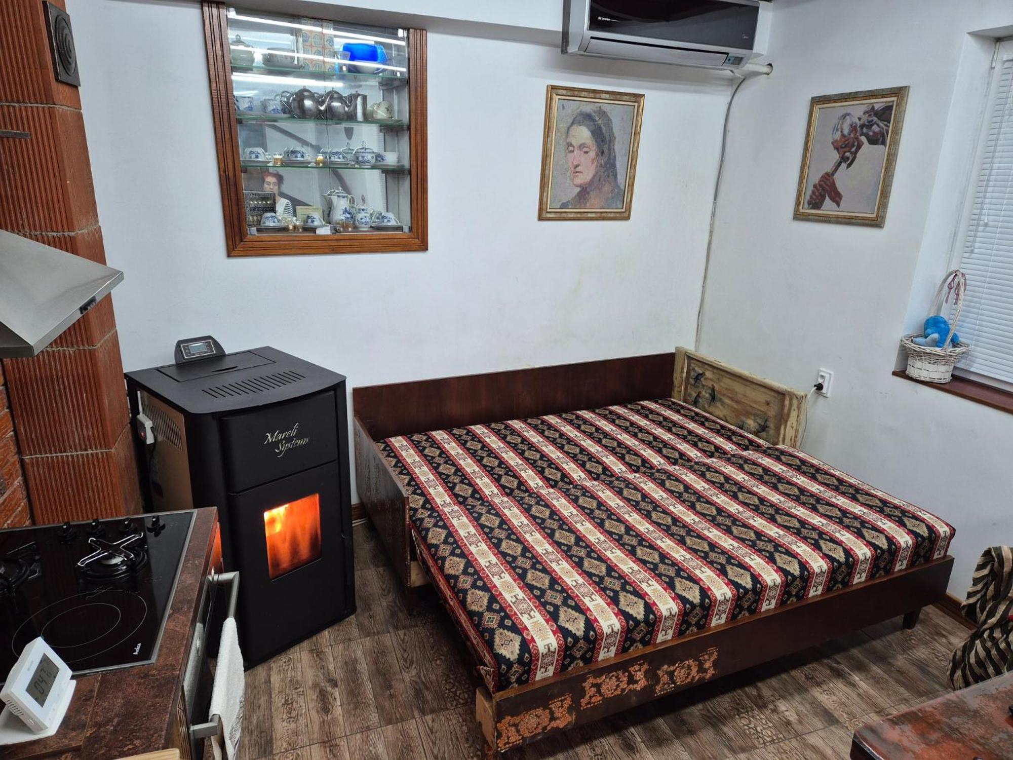 Modern And Old Lodge Софія Екстер'єр фото